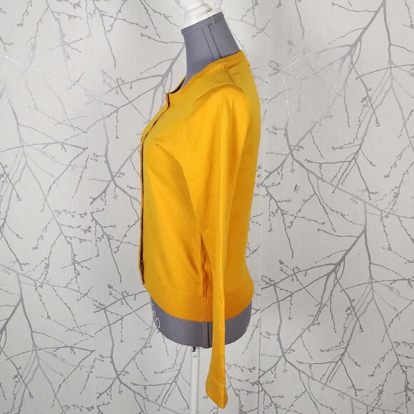 Banana Republic 82% Merino Wool Button Front Crewneck Cardigan - Picture 3 of 6